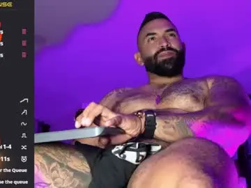 Chaturbate Adult Video Chat of max__prada