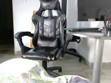 Chaturbate Sex Chat of harry_brown2324
