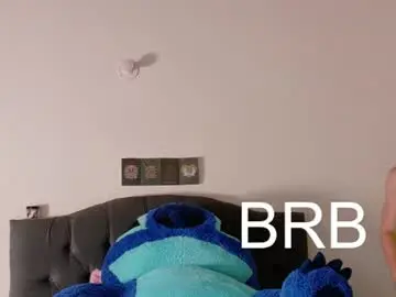 Chaturbate Free Live Porn of harry_brown2324