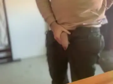 Chaturbate Live Sex Cam of martincito22xl