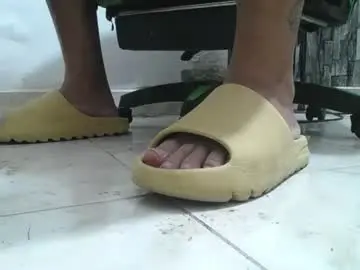 Chaturbate Adult Webcams of srfindomfeet_
