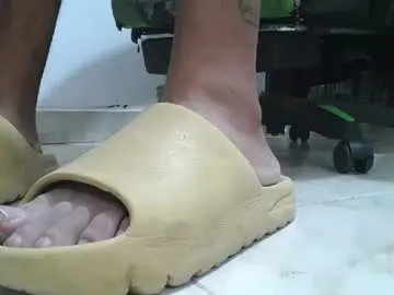Chaturbate Best Webcam of srfindomfeet_