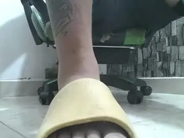 Chaturbate Adult Video Chat of srfindomfeet_