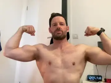 Chaturbate Free Porn Cam of thickdickone