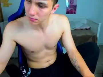 Chaturbate Free Live Porn of frank_mooree