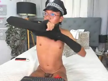 Chaturbate Free Porn Cam of camilo_santoss