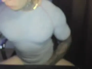 Chaturbate Live Sex Cam of babylewisss