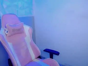 Chaturbate Live Sex Cam of aaa_white
