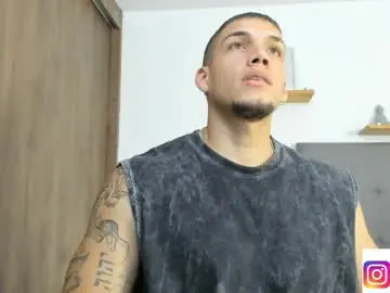 Chaturbate Adult Webcams of axel_taylor21