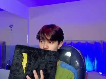 Chaturbate Adult Video Chat of derek_sinn
