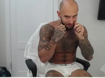 Chaturbate Best live sex cam show of maxi_foxxx