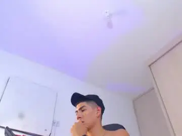 Chaturbate Nude Webcam of calavalerio