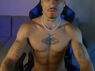 Chaturbate Free Porn Cam of thomas_fit1