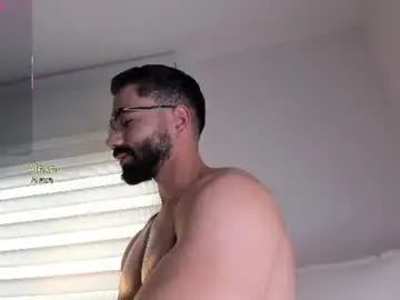 Chaturbate Live Sex Cam of edrick_walton