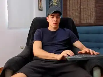Chaturbate Adult Webcam of ethangreey1
