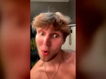 Chaturbate Live Sex of bigskinnyboyshh