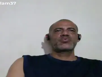 Chaturbate Free Live Porn of retlam37