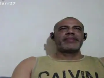 Chaturbate Adult Video Chat of retlam37