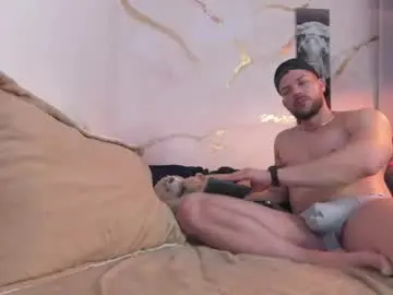 Chaturbate Watch Live Sex Cams of yulianpereira25