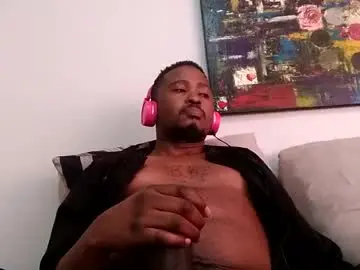 Chaturbate Live Sex Cam of dentzo