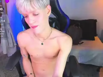 Chaturbate Watch Live Sex Cams of vladhellsing4