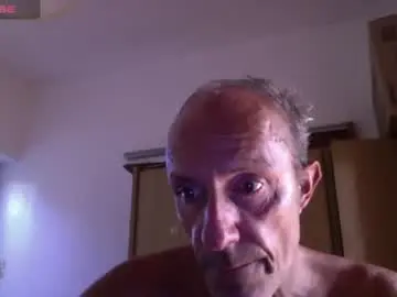 Chaturbate Live Sex of mynakedbeach