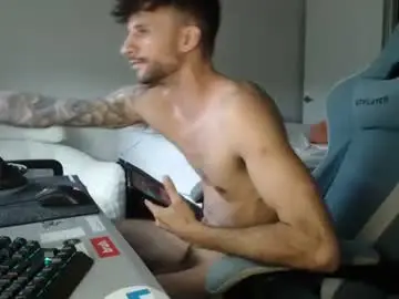 Chaturbate Live Porn of papijakey