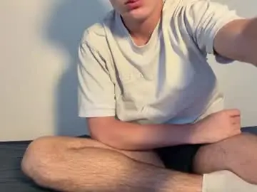 Chaturbate Live Sex Cam of wilddesire18