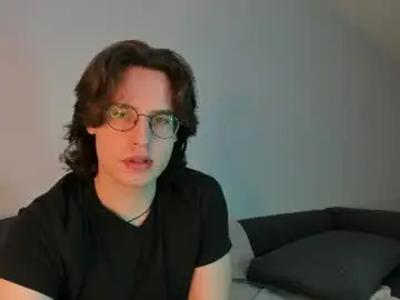 Chaturbate Live Porn of valo_cross