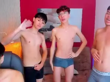 Chaturbate Live Sex Cam of burning_wallen