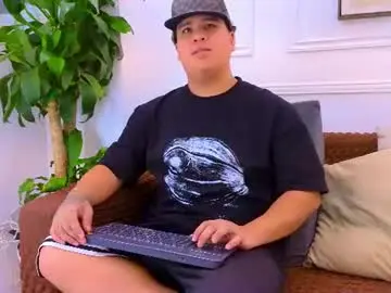 Chaturbate Watch Live Sex Cams of bennett_alejoo