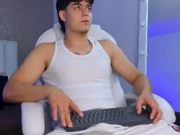 Chaturbate Best live sex cam show of maxxicruz