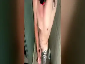 Chaturbate Adult Video Chat of blue_eyes_bigcock