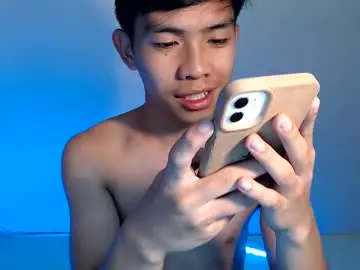 Chaturbate Nude Webcam of clyde_twinkx