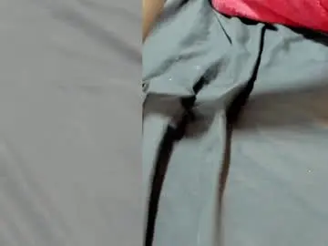 Chaturbate Free Porn Cam of dylan_wolf98