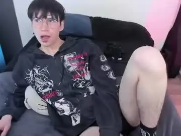 Chaturbate Live Sex Cam of andy_bankai