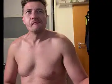 Chaturbate Live Sex Cam of laichzeit1880