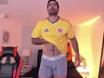 Chaturbate Live Sex Cam of tbastian