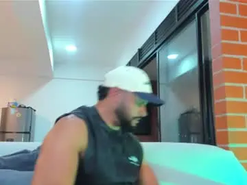 Chaturbate Live Porn of jackson_wayne__