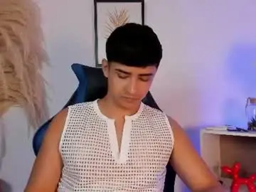 Chaturbate Watch Live Sex Cams of thiago_connor21