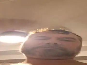 Chaturbate Live Sex Cam of daryldman