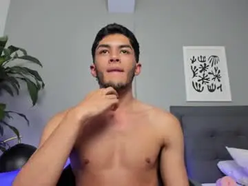 Chaturbate Watch Live Sex Cams of tyler_fox_