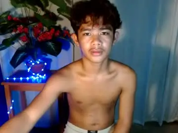 Chaturbate Nude Webcam of asianjoshua21