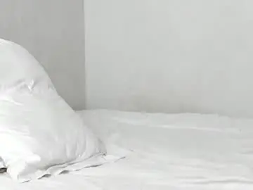 Chaturbate Live Sex Cam of andres_cortes5