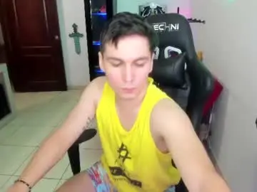 Chaturbate Live Sex Cam of kevin873s