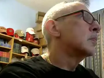 Chaturbate Adult Webcam of sluttyslave81