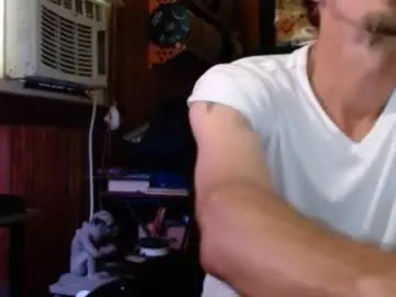 Chaturbate Live Sex Cam of comic_king27