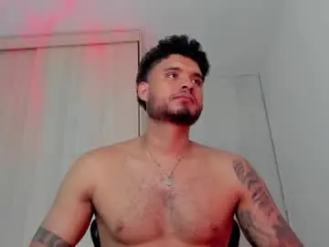 Chaturbate Live Sex Cam of austintorres_