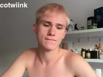 Chaturbate Best live sex cam show of twiinknico