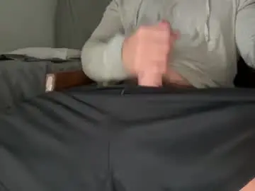 Chaturbate Nude Webcam of hoodiesahdgoodies